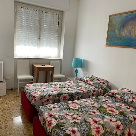 Joys House Bed & Breakfast