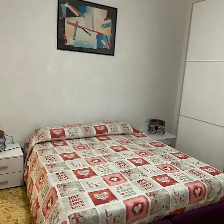 Bed & Breakfast Joys House