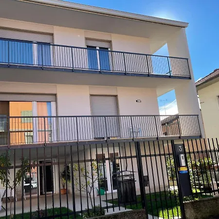 Bed & Breakfast Joys House 3*