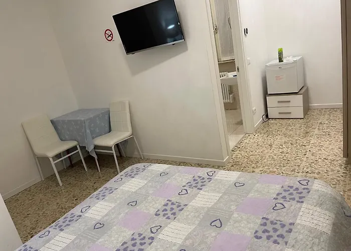 Joys House 3*